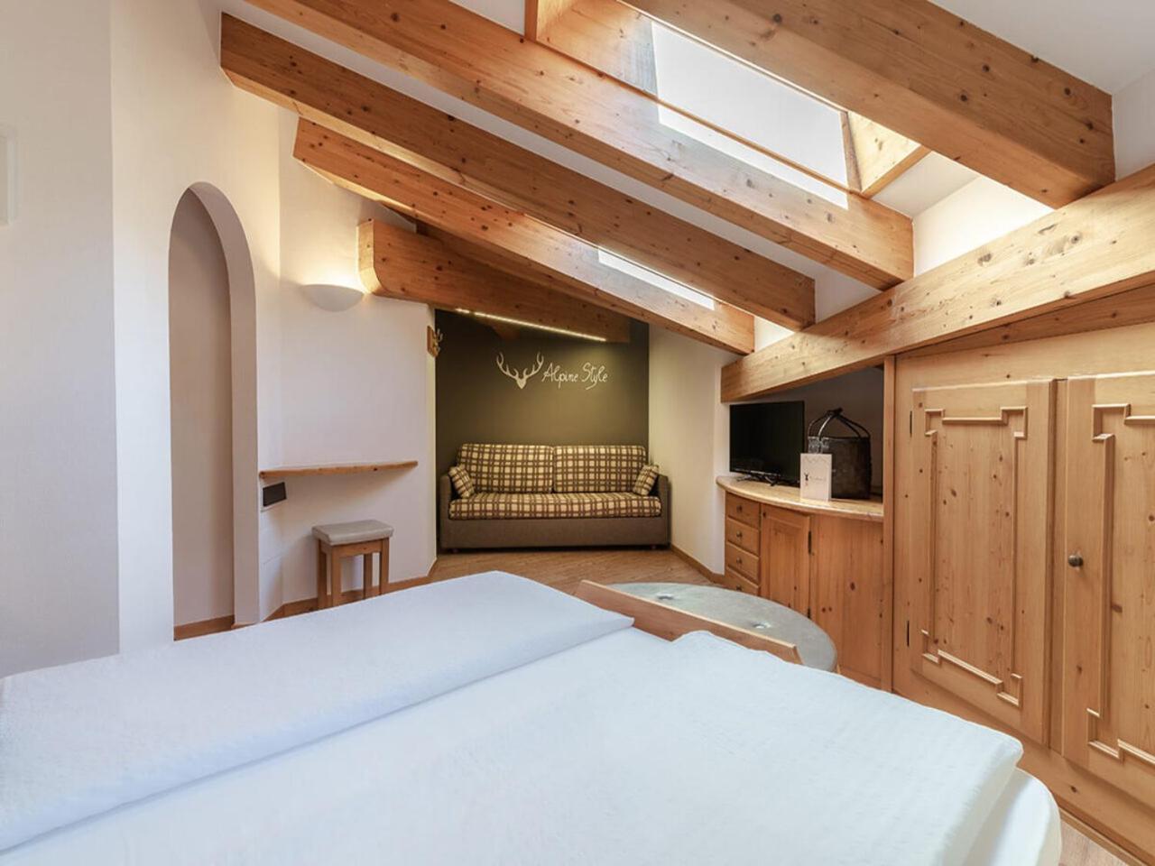 Hotel Madonnina Resort And Wellness Soraga Bagian luar foto