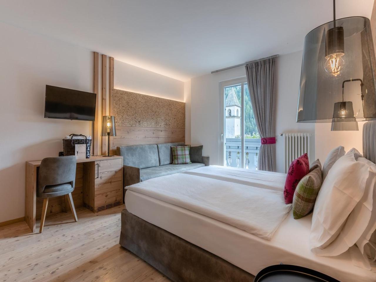 Hotel Madonnina Resort And Wellness Soraga Bagian luar foto