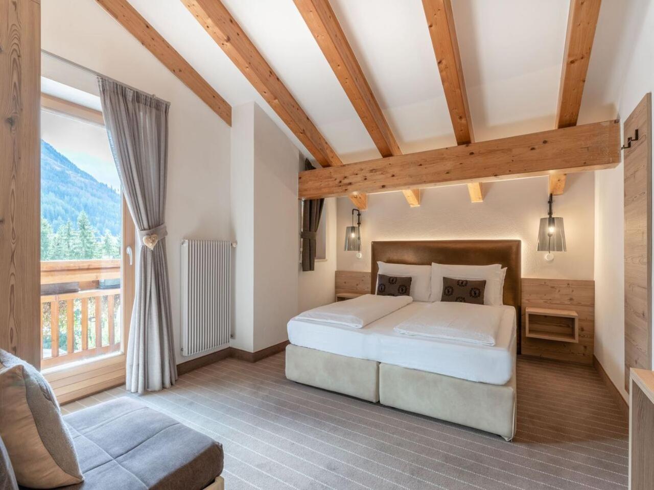 Hotel Madonnina Resort And Wellness Soraga Bagian luar foto