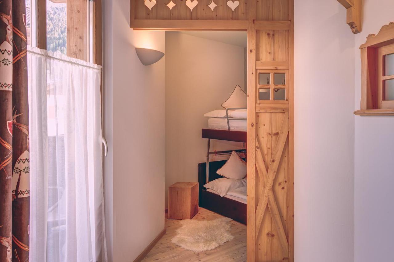 Hotel Madonnina Resort And Wellness Soraga Bagian luar foto